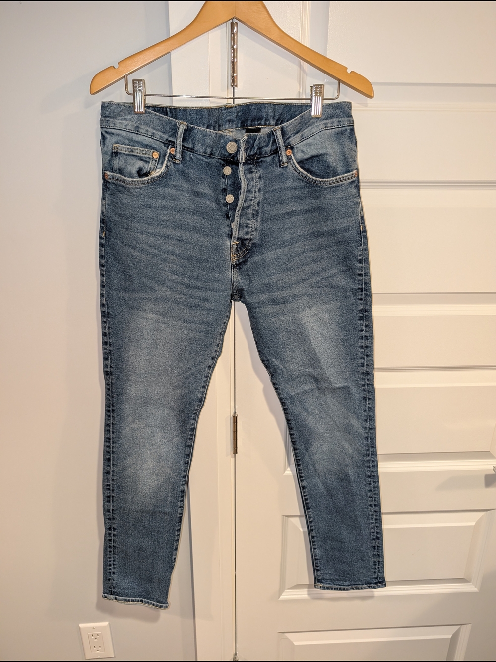 H&M Men's Ankle-Cropped Jeans - Medium Blue - 34 X 30